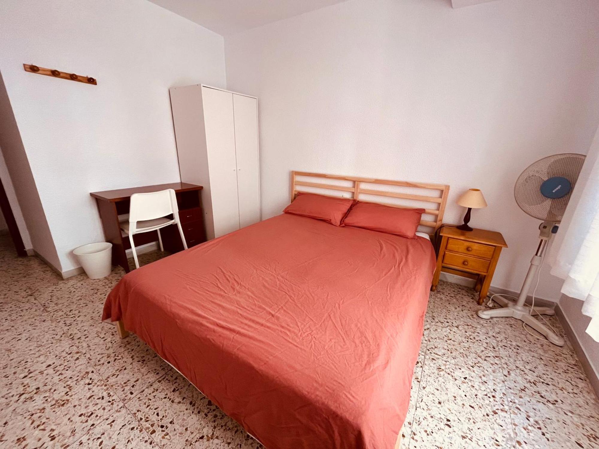 Uroczy Apartament Przy Playa De Los Locos Torrevieja Dış mekan fotoğraf